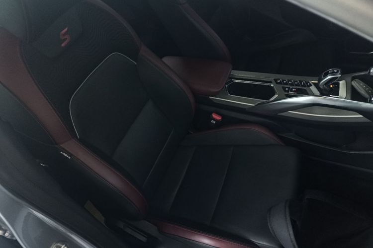 GEELY Coolray 2019 car image #24