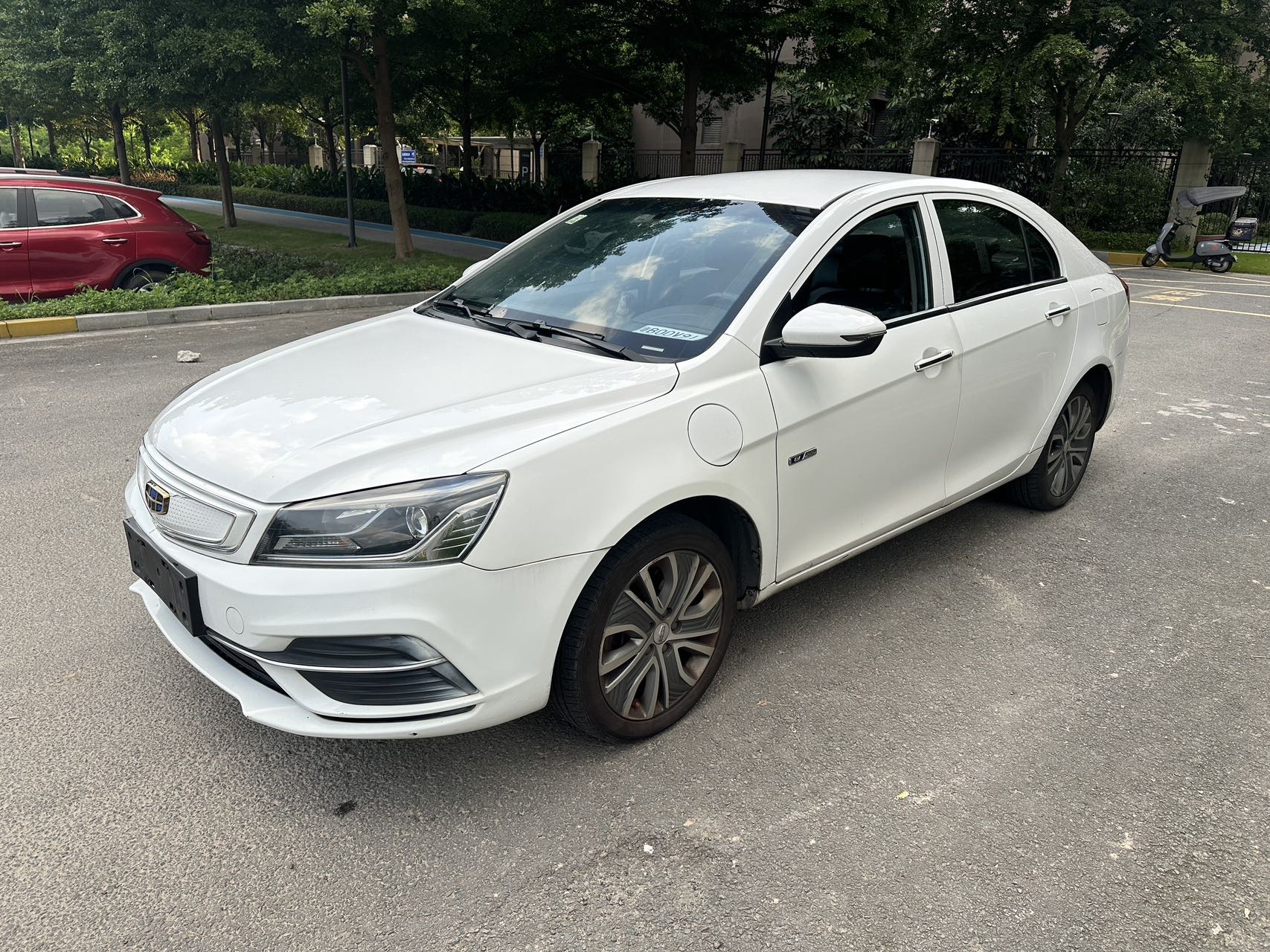 GEELY Emgrand New Energy 2018 car image 