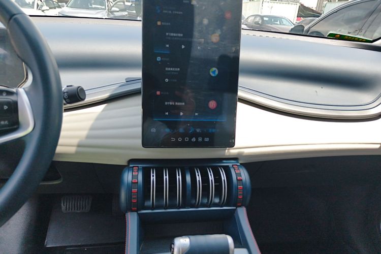 BYD Yuan Plus 2023 изображение автомобиля #17