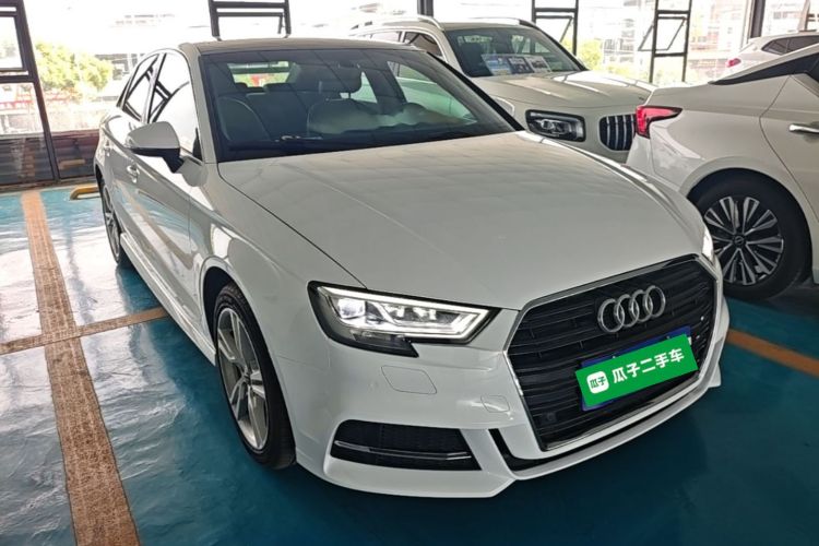 Audi A3 2019 car image #4