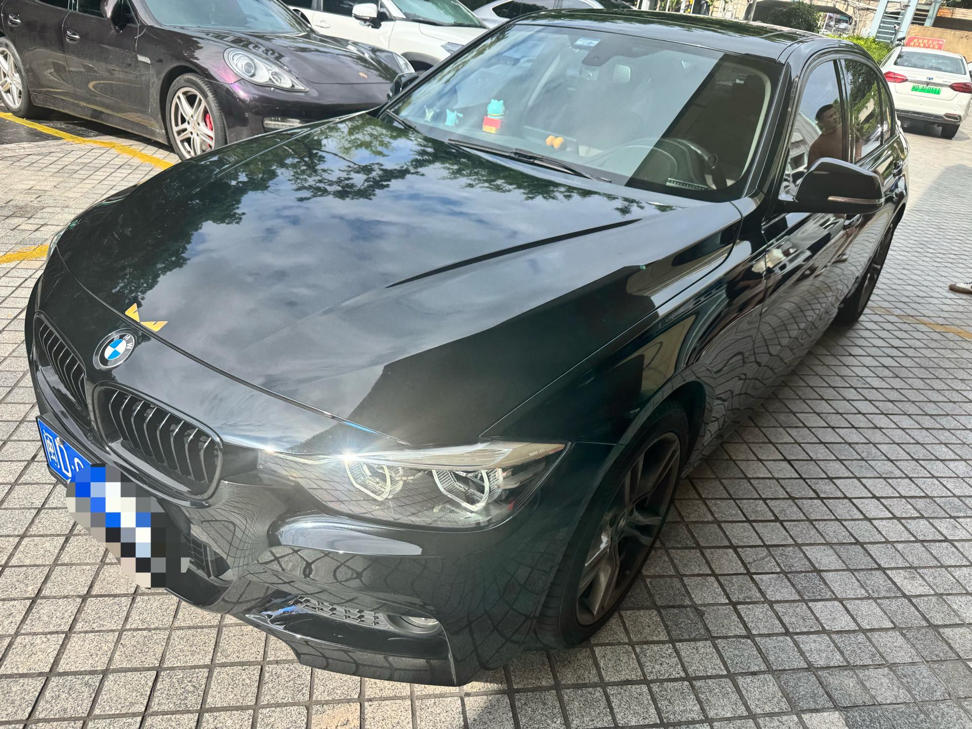 BMW 3 Series 2018 BMW 3 Series 2018 car image