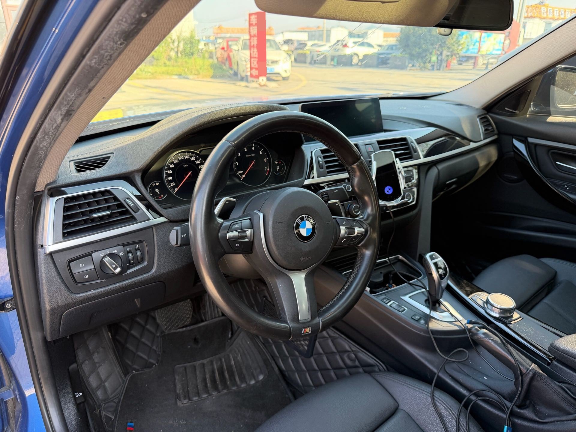 BMW 3 Series 2019 car image #5
