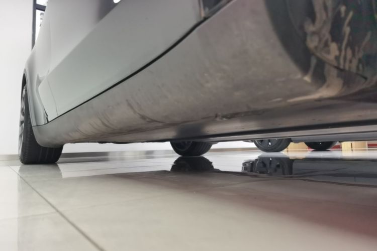 Tesla Model Y 2023 #26 Tesla Model Y 2023 car image #26