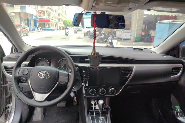 Toyota Corolla 2016 car image #11