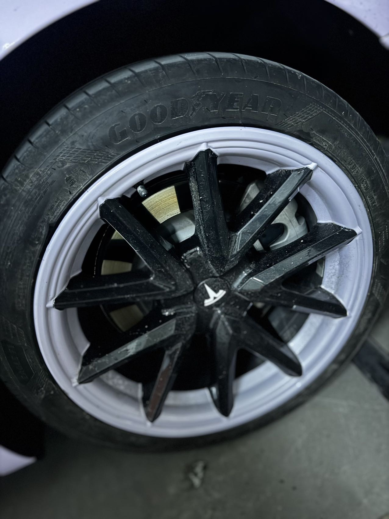 Tesla Model 3 2020 car image #7