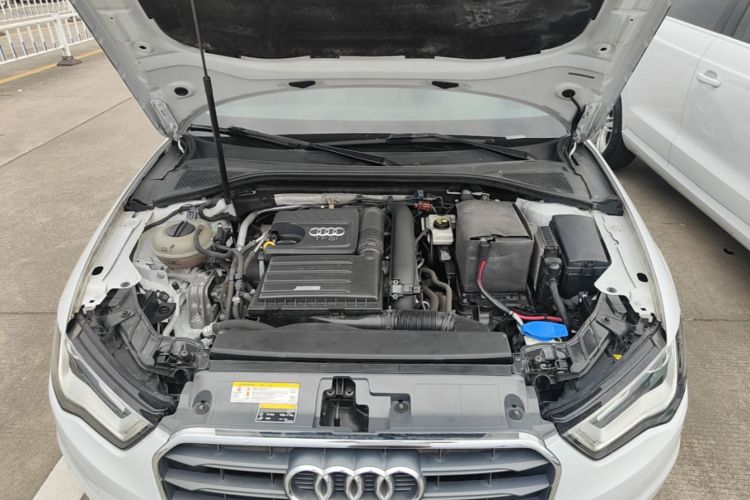 Audi A3 2015 immagine di auto #22
