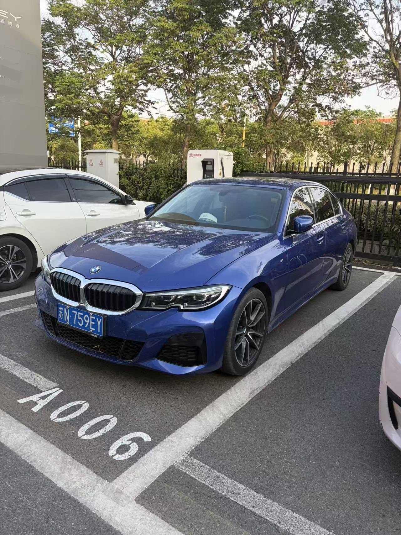 BMW 3 Series 2021 BMW 3 Series 2021 car image