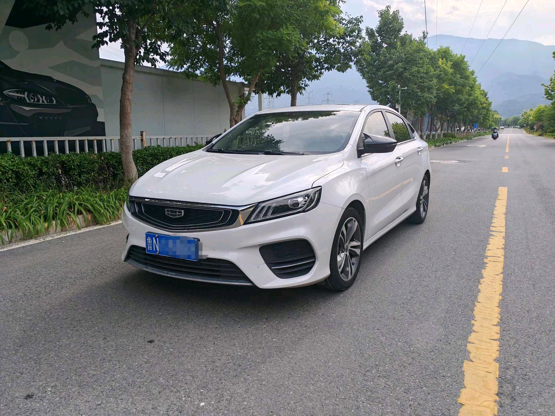 GEELY Binray 2020 GEELY Binray 2020 car image