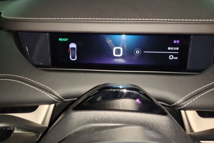 MI SU7 2025 imagen de coche #13