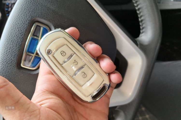 GEELY Emgrand 2017 car image #10