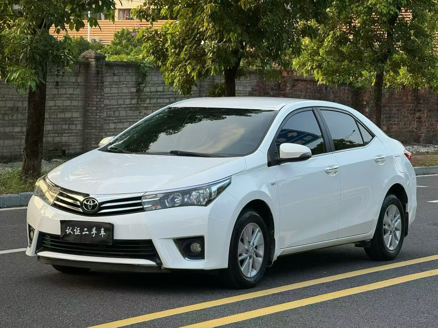 2016 2016 car image