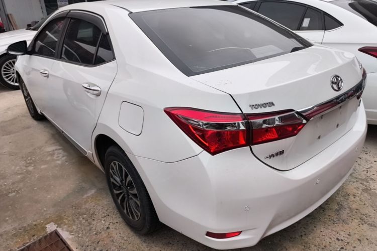 Toyota Corolla 2017 #5 Toyota Corolla 2017 car image #5