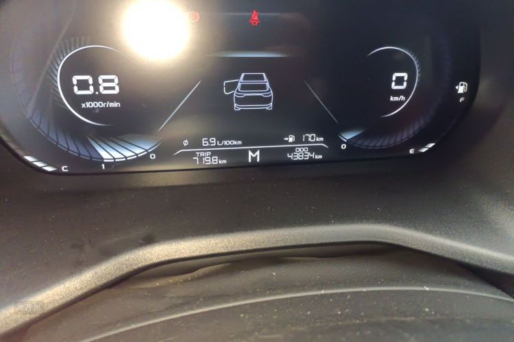 GEELY Emgrand 2022 car image #14