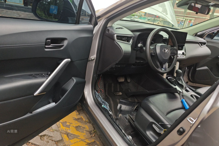 Toyota Corolla Cross 2024 изображение автомобиля #18