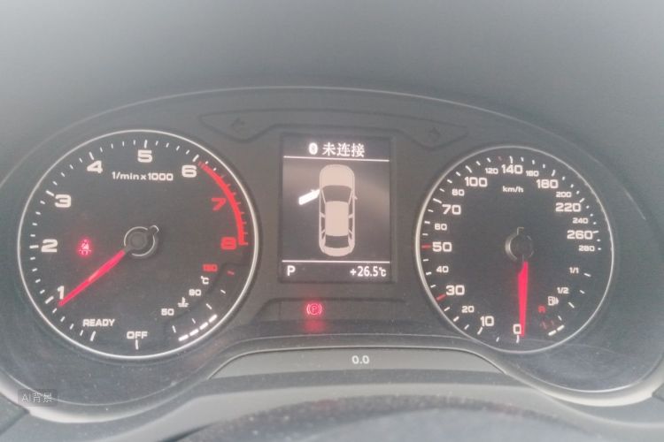 Audi A3 2018 car image #13