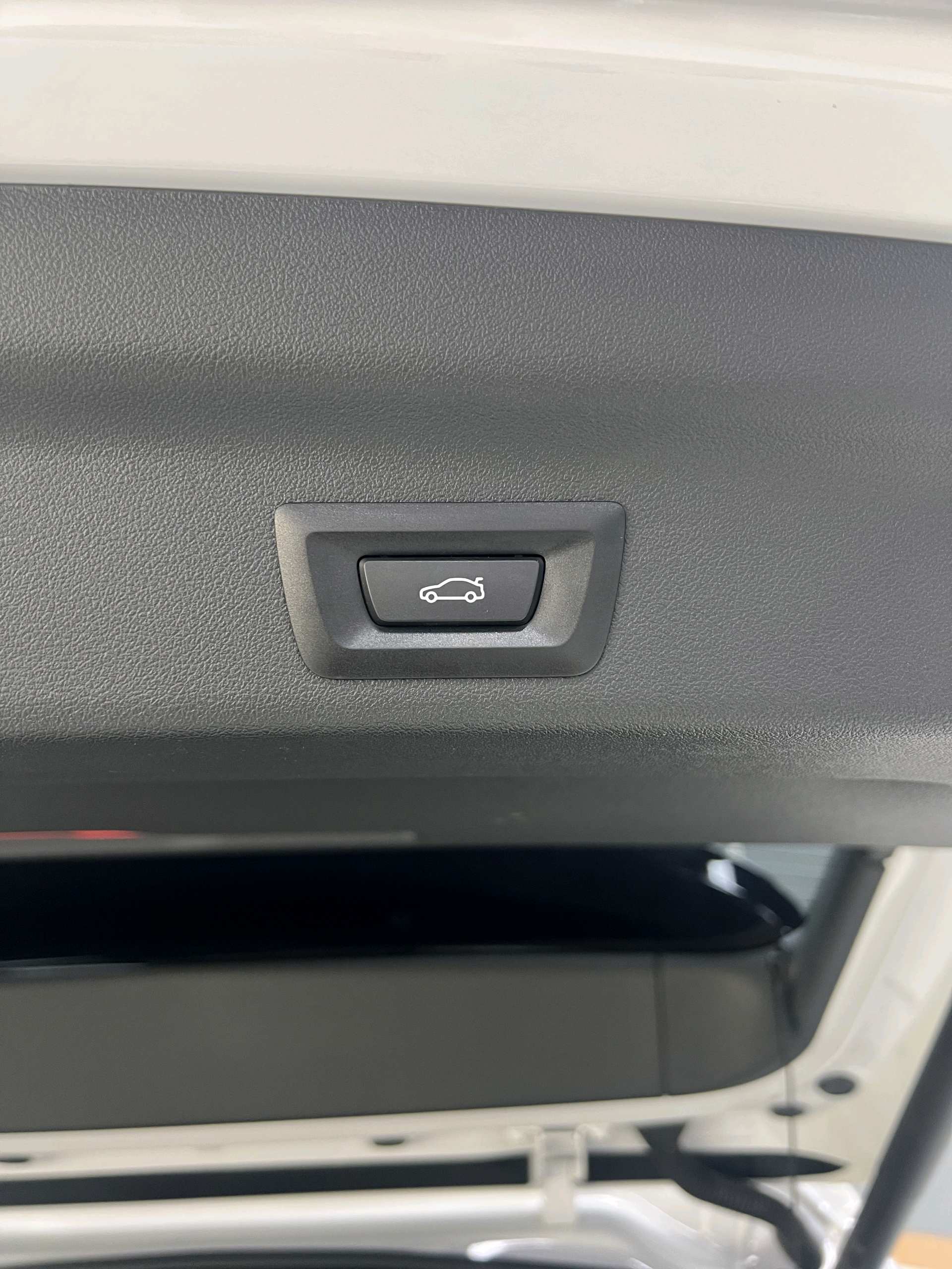 BMW X1 2023 car image #18