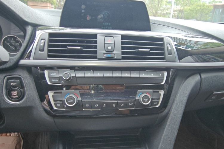 BMW 3 Series 2018 #15 BMW 3 Series 2018 car image #15
