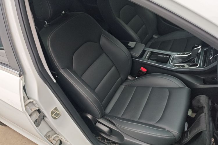 GEELY Emgrand 2021 car image #24