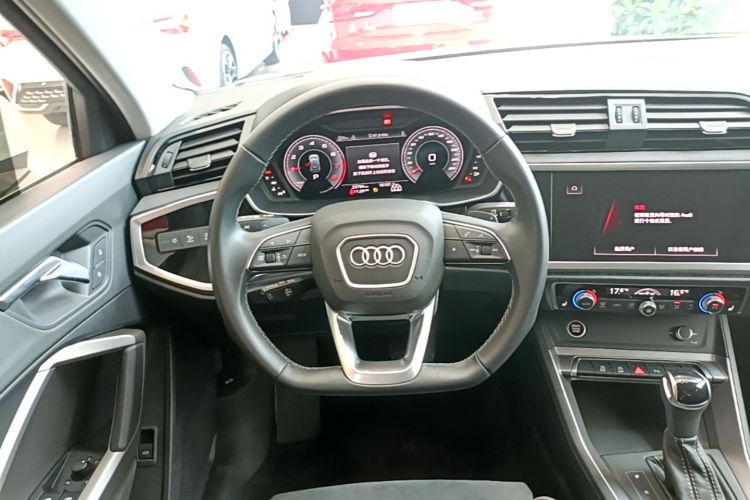 Audi Q3 2023 #11 Audi Q3 2023 immagine di auto #11
