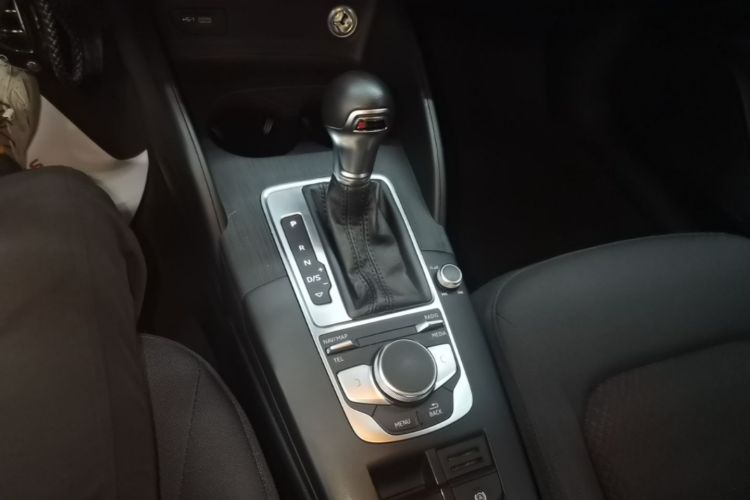 Audi A3 2020 car image #14