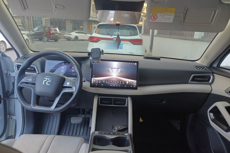 BYD YuanUP 2025 car image #7