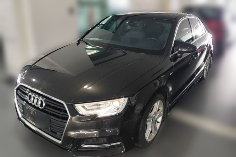 Audi A3 2019 car image #2