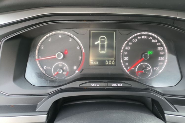 Volkswagen Polo 2022 car image #16