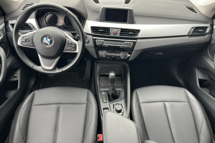 BMW X1 2019 immagine di auto #18