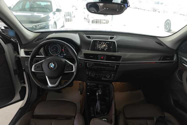 BMW X1 2017 #11 BMW X1 2017 car image #11