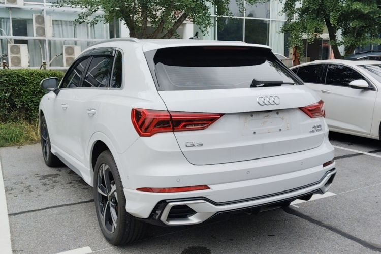 Audi Q3 2025 #5 Audi Q3 2025 car image #5