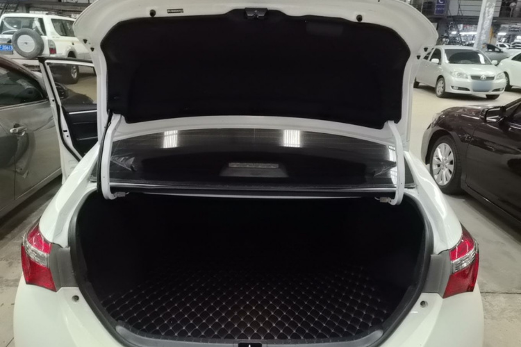 Toyota Corolla 2019 #22 Toyota Corolla 2019 car image #22