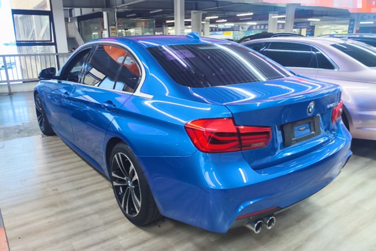 BMW 3 Series 2019 car image #5