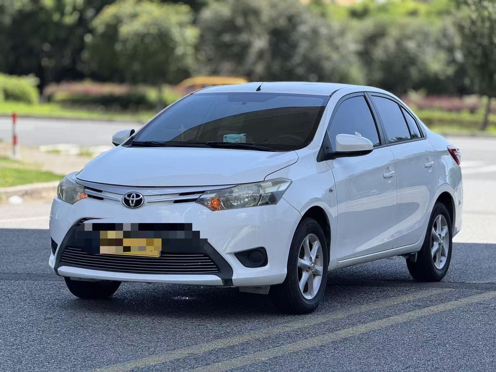 Toyota Vios 2015 Toyota Vios 2015 car image