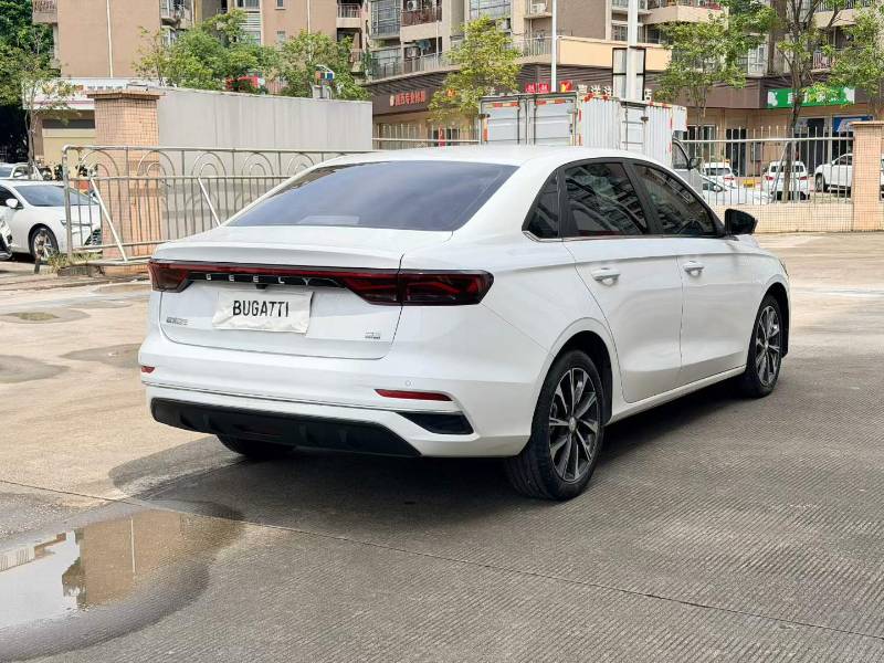 GEELY Emgrand 2024 car image #9