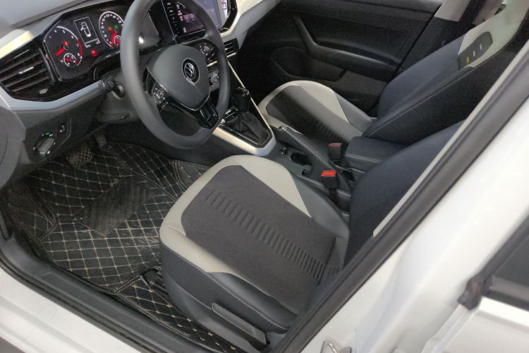Volkswagen Polo 2022 صورة سيارة #15