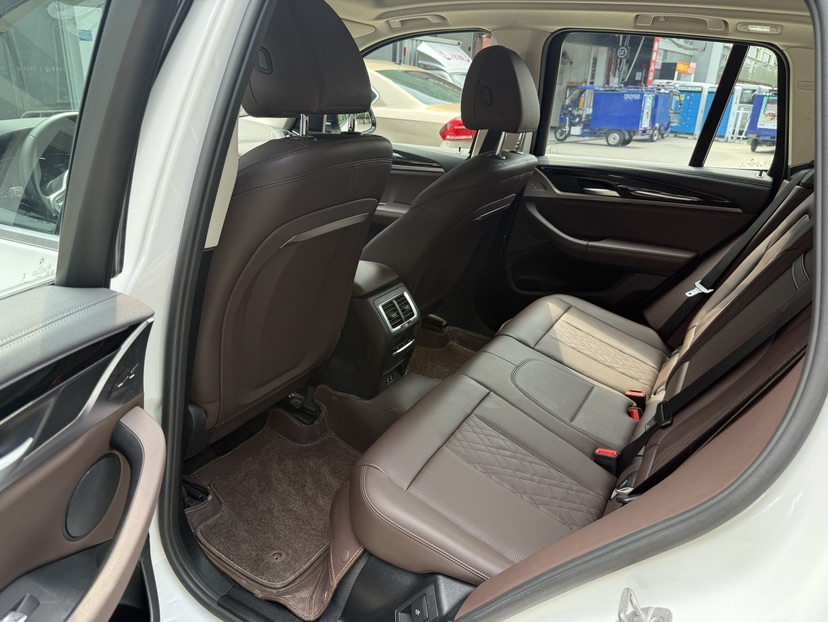BMW X3 2023 imagem de carro #6