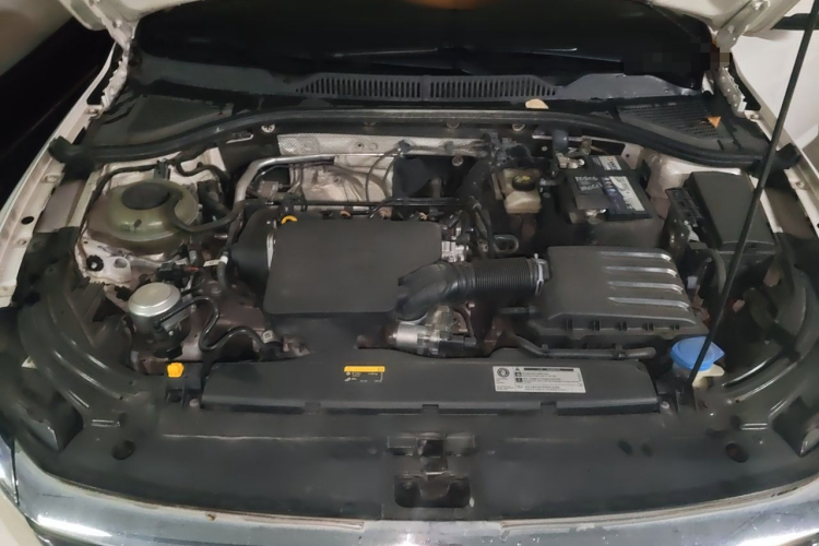 Volkswagen Lavida 2021 immagine di auto #18
