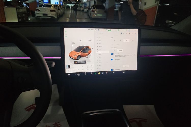 Tesla Model Y 2024 #13 Tesla Model Y 2024 car image #13