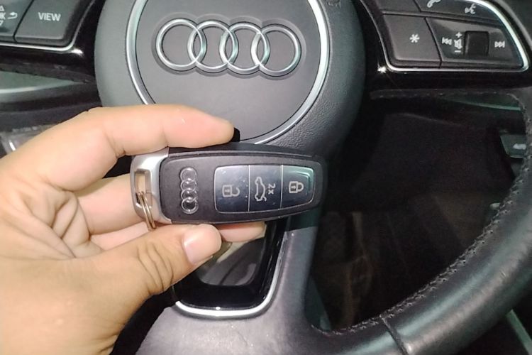 Audi A3 2022 immagine di auto #9
