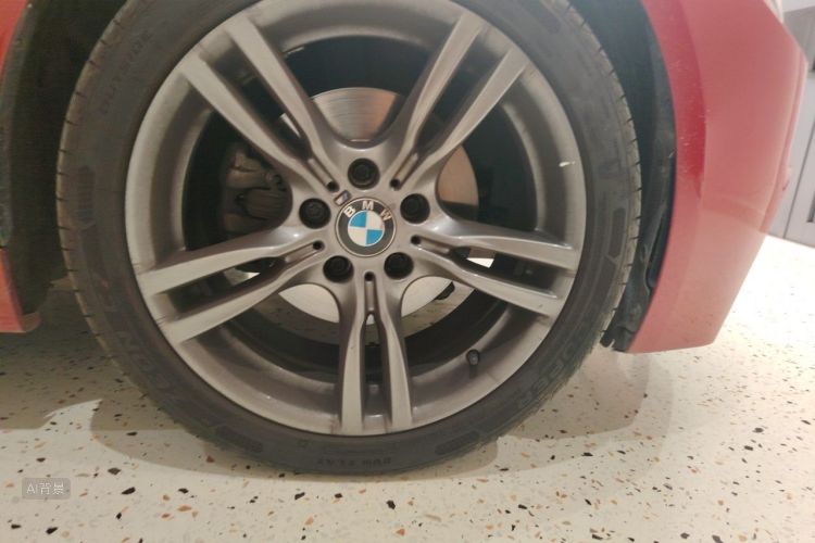 BMW 3 Series 2018 car image #9
