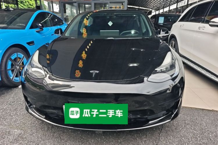 Tesla Model 3 2020 car image #3
