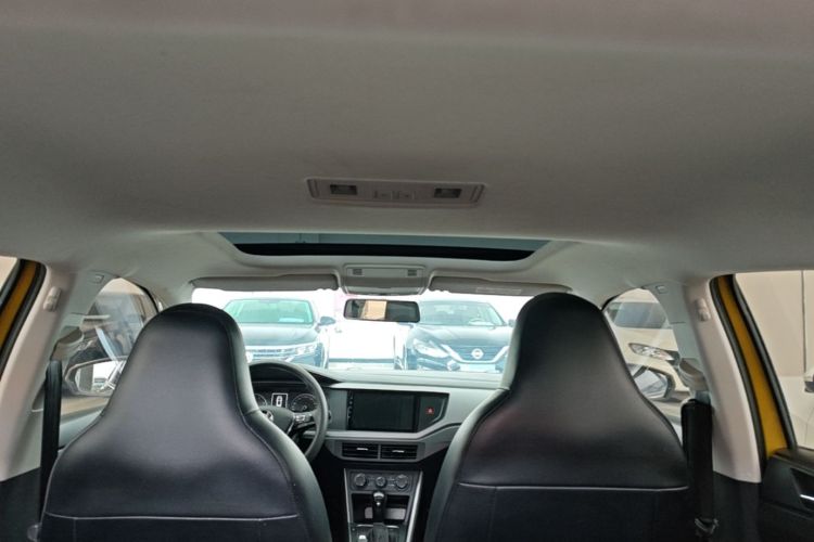Volkswagen Polo 2020 car image #18