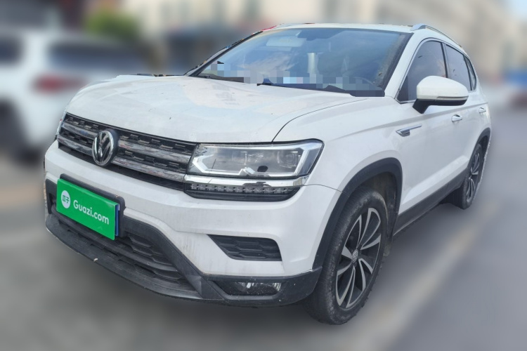 Volkswagen Tharu 2020 car image #2