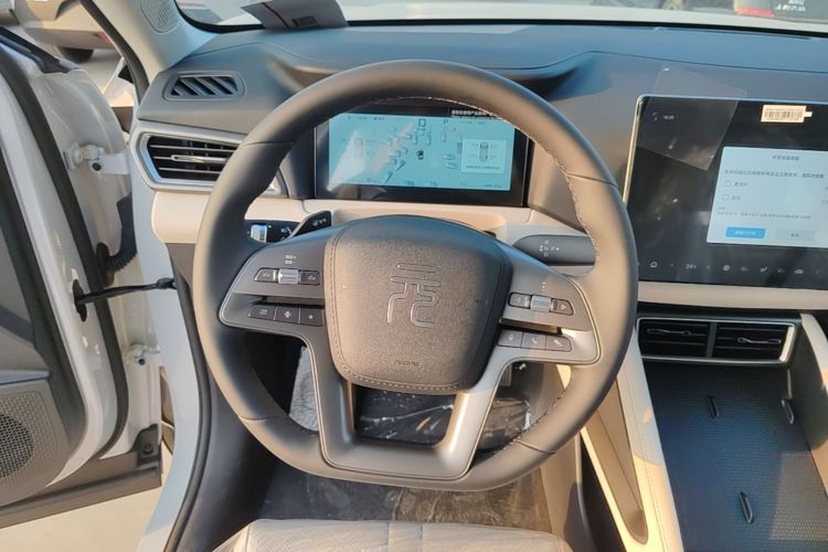 BYD YuanUP 2026 #11 BYD YuanUP 2026 image de voiture #11