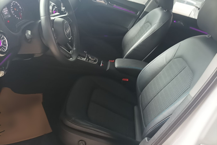 Audi A3 2019 car image #15