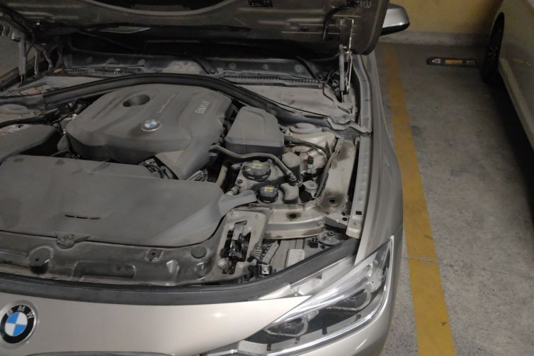 BMW 3 Series 2017 car image #27