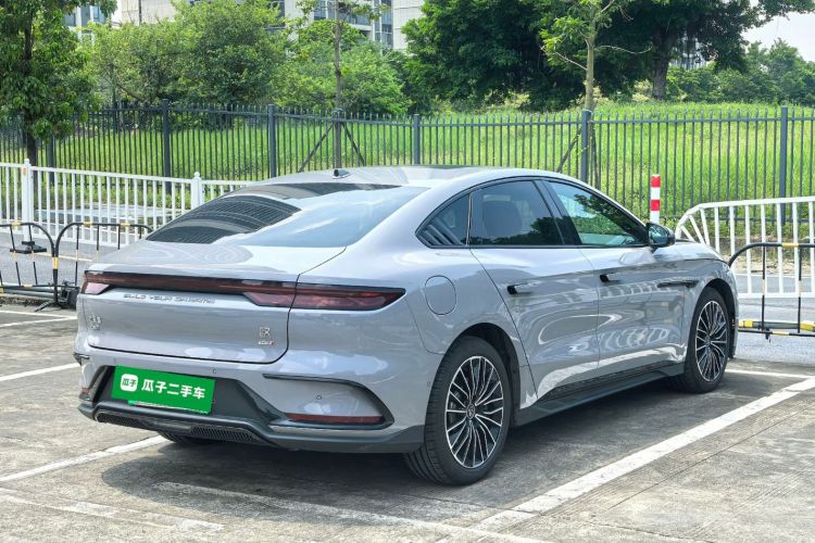 BYD Han 2025 car image #7