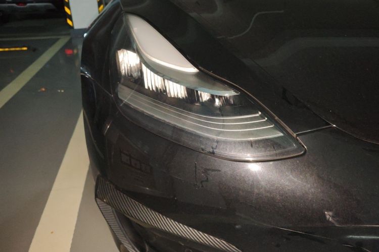 Tesla Model 3 2020 car image #8
