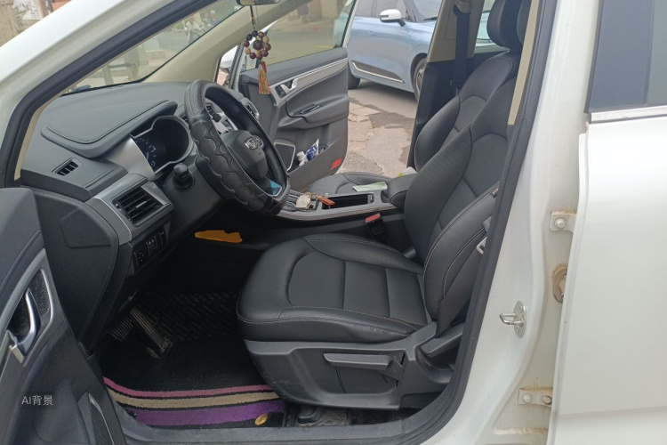 GEELY Emgrand GS 2019 car image #17