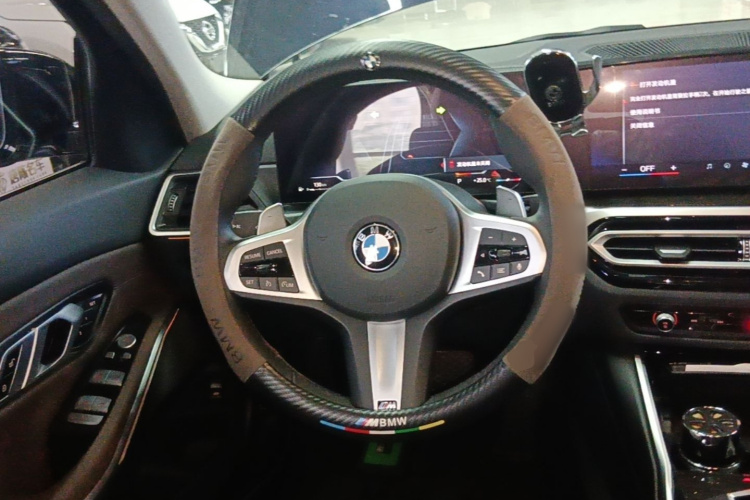 BMW 3 Series 2024 car image #11